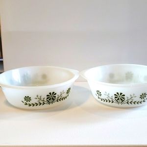 2 Vintage Glasbake White & Green 2 Quart Casserole Dishes